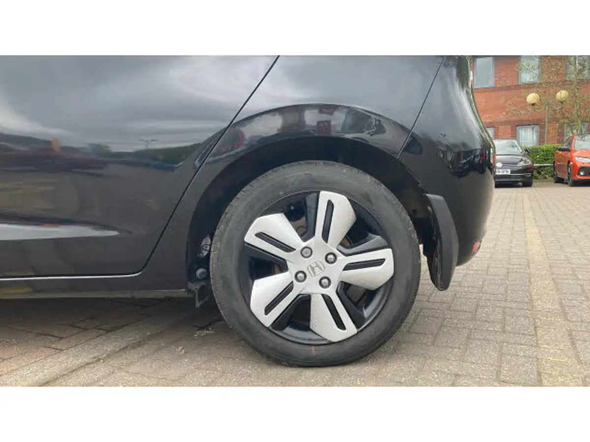 2020-honda-jazz-15-i-mmd-ex-big-8