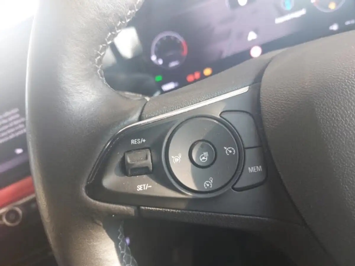 2023-vauxhall-mokka-12-gs-136ps-big-11
