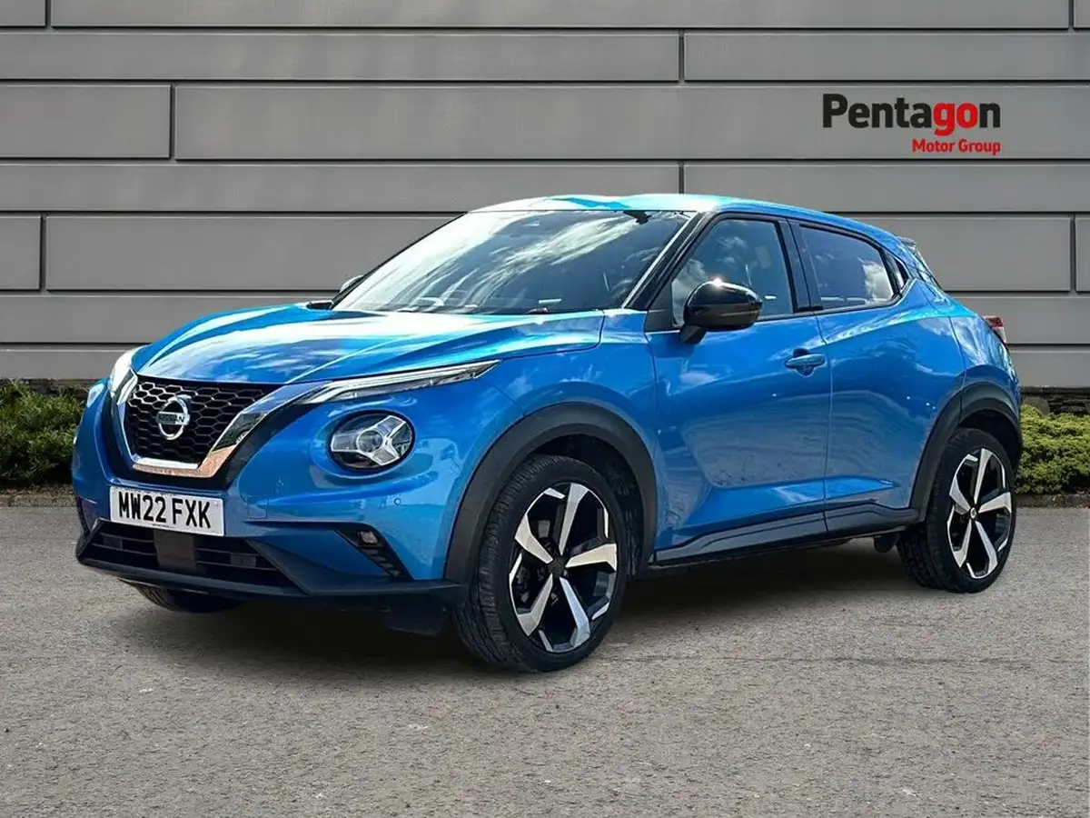 2022-nissan-juke-10-dig-t-tekna-big-2