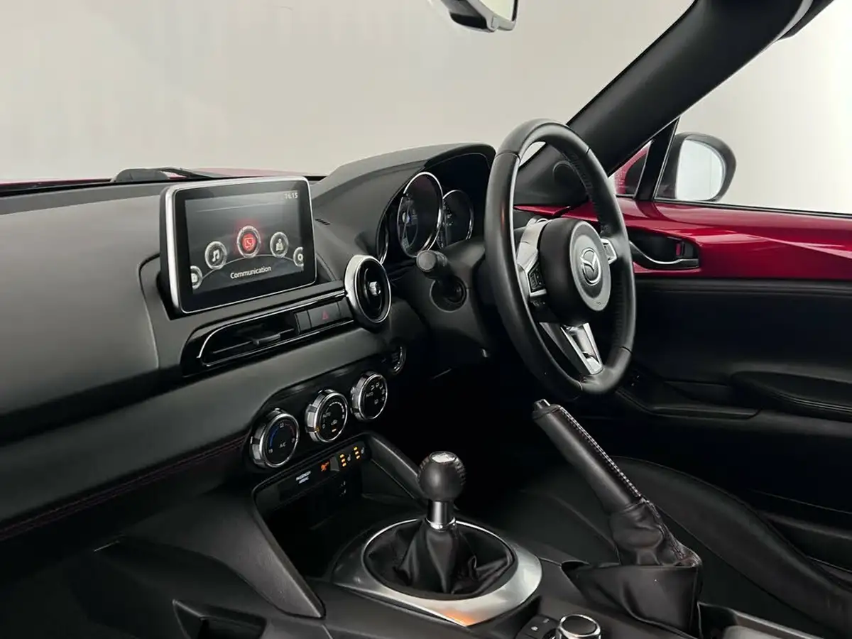 2015-mazda-mx-5-15-sport-nav-big-17