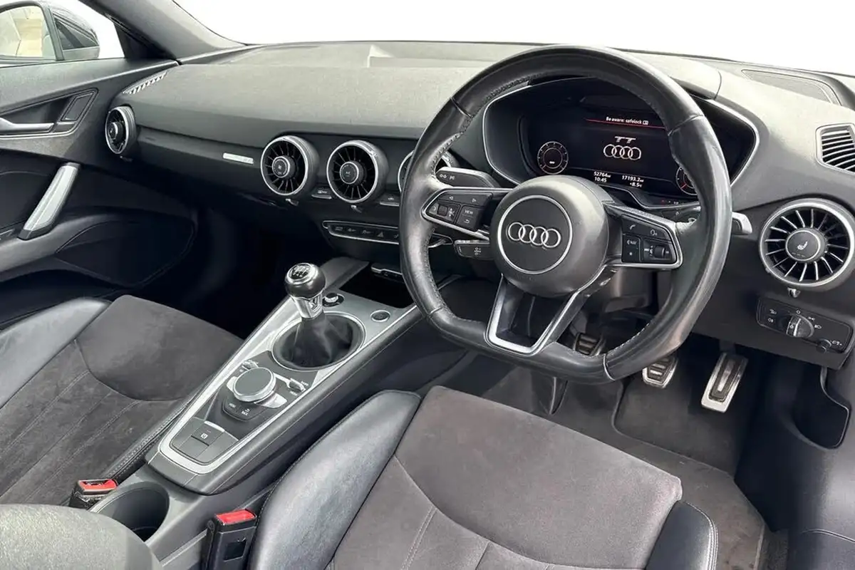 2016-audi-tt-coupe-18-tfsi-sport-big-13