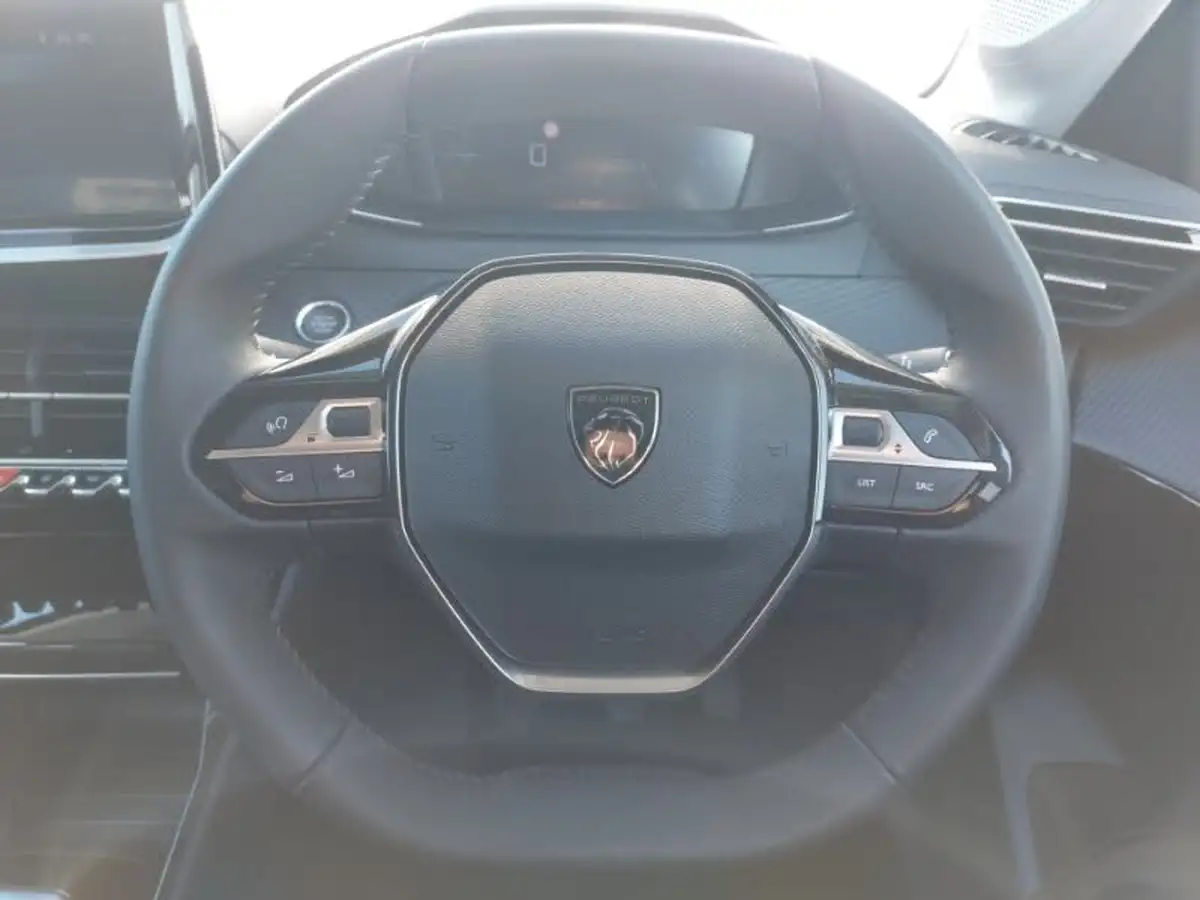 2024-peugeot-208-12-puretech-allure-big-2