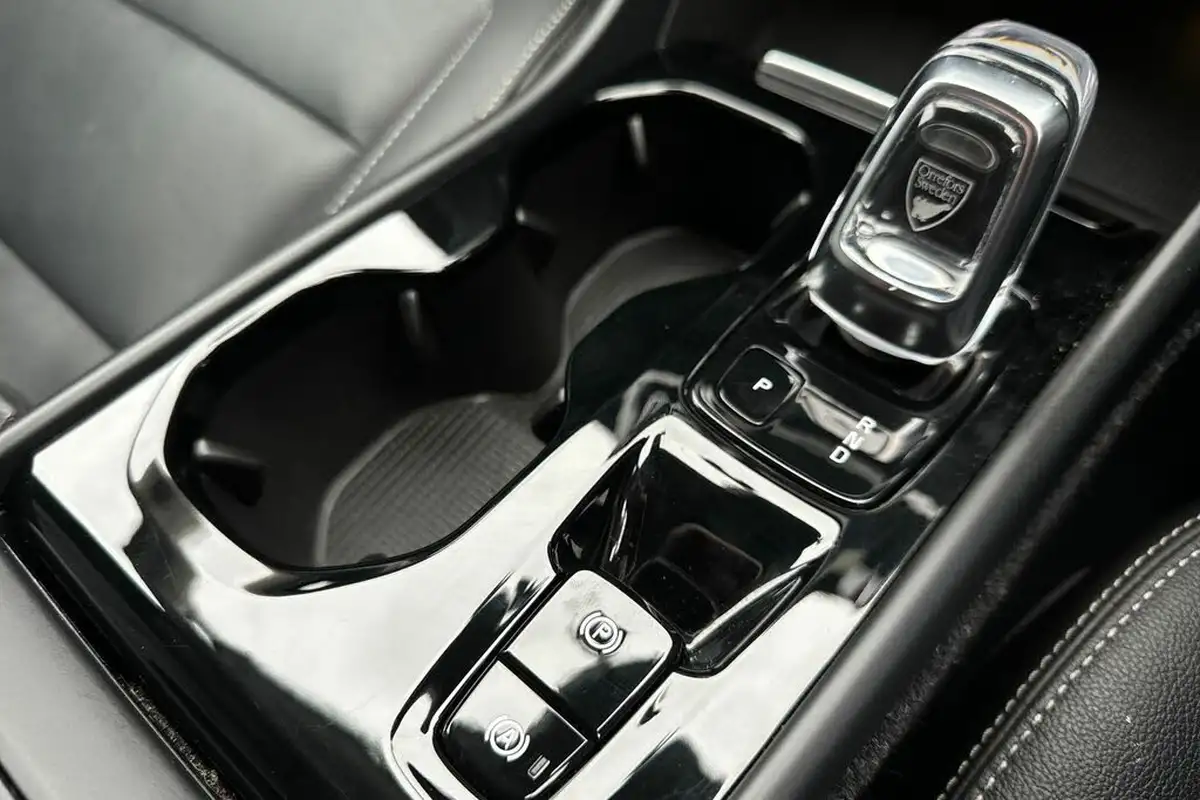 2019-volvo-xc40-15-t3-inscription-163bhp-geartronic-big-12