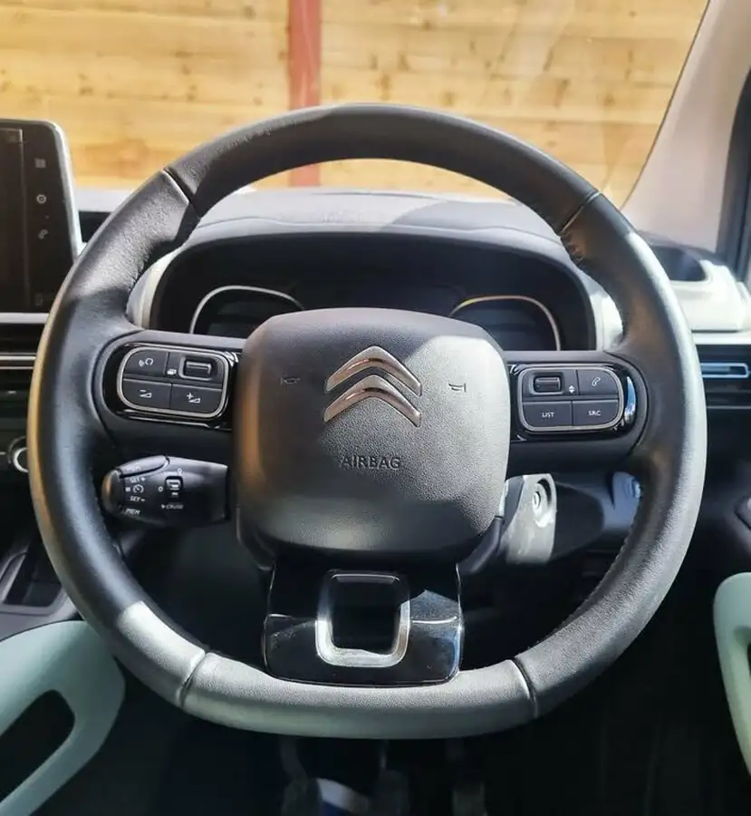 2020-citroen-berlingo-15bluehdi-feel-m-size-100ps-big-19