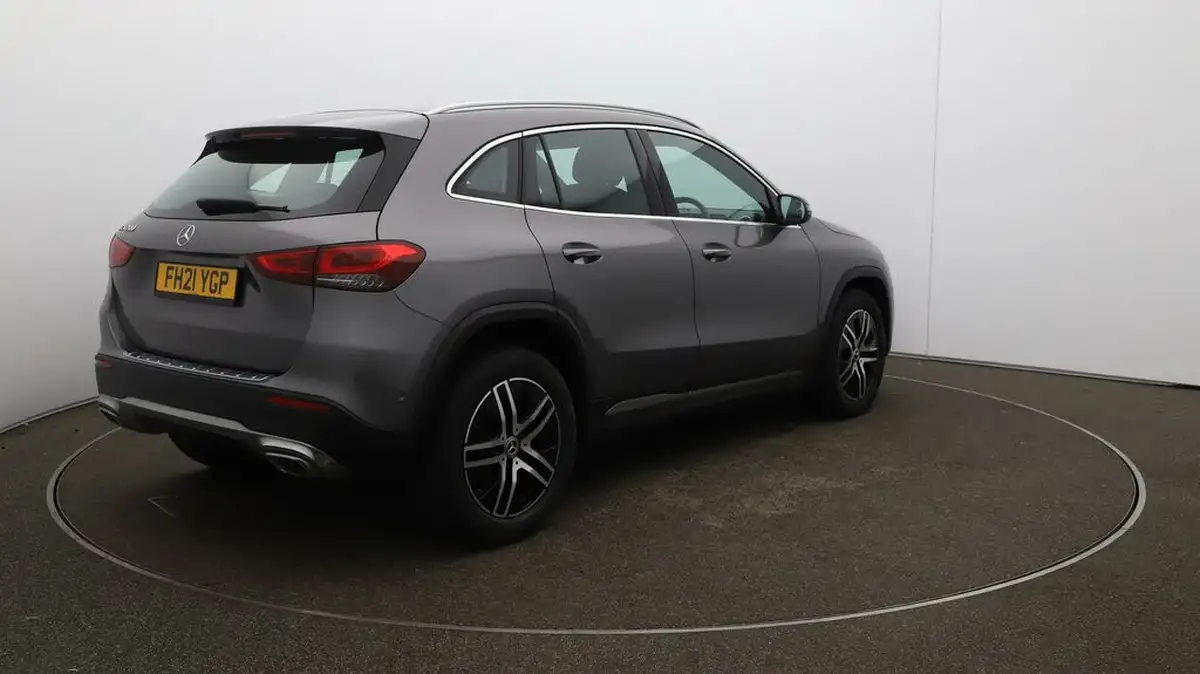 2021-mercedes-benz-gla-class-13-gla-200-sport-executive-big-46