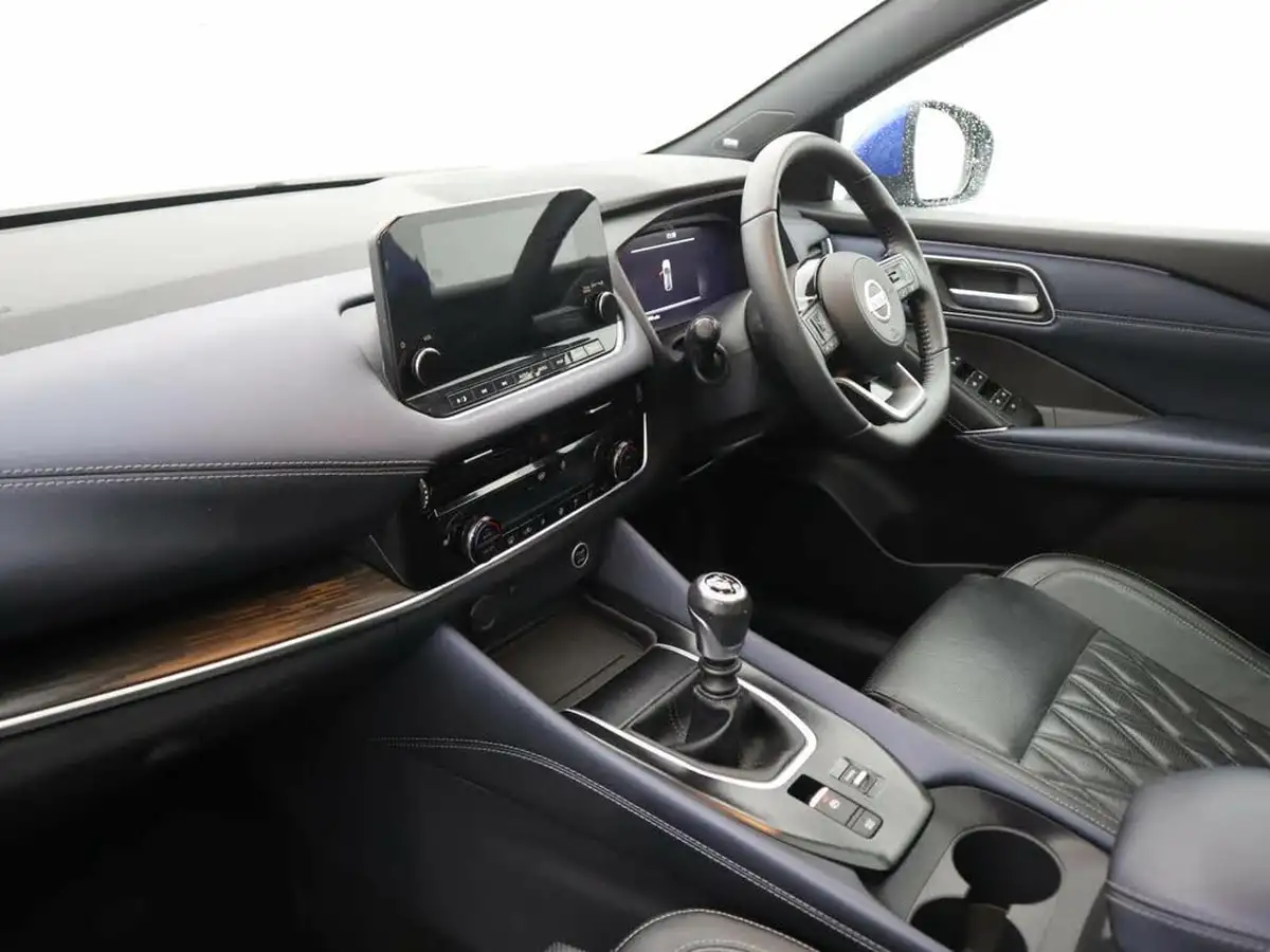2021-nissan-qashqai-13-dig-t-tekna-big-9