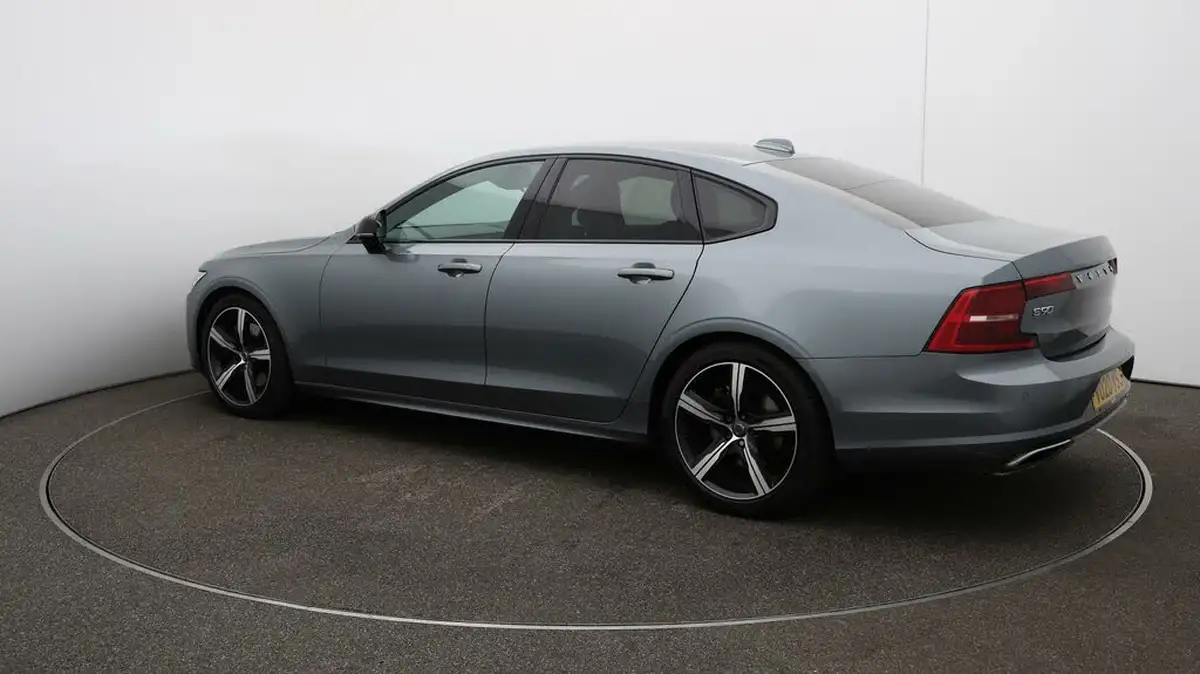 2020-volvo-s60-20-b5-r-design-big-28