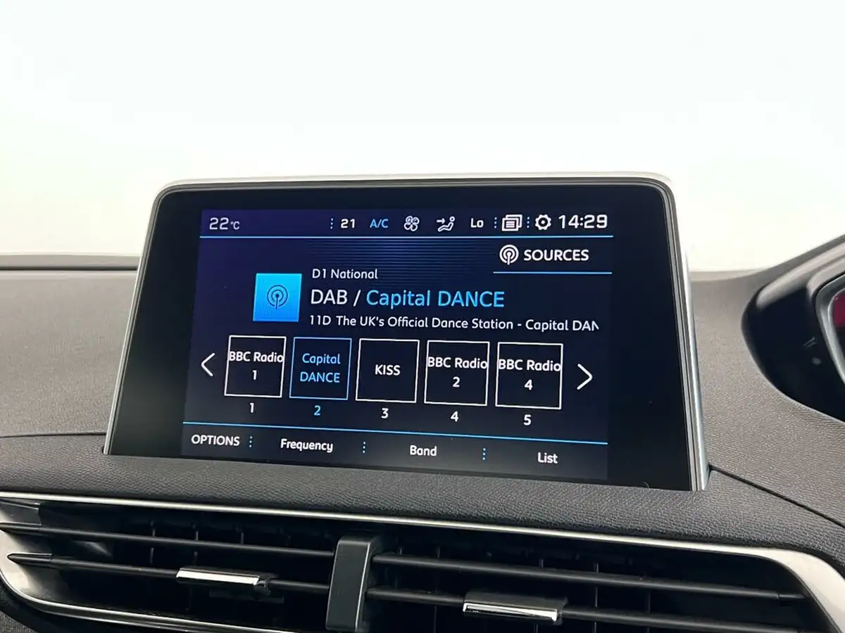 2018-peugeot-3008-suv-16-bluehdi-gt-line-eat6-big-22