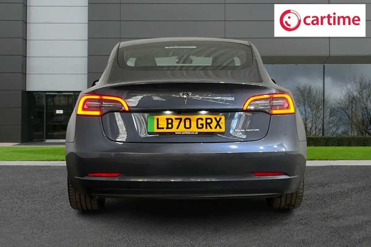 2020-tesla-model-3-e-long-range-big-4
