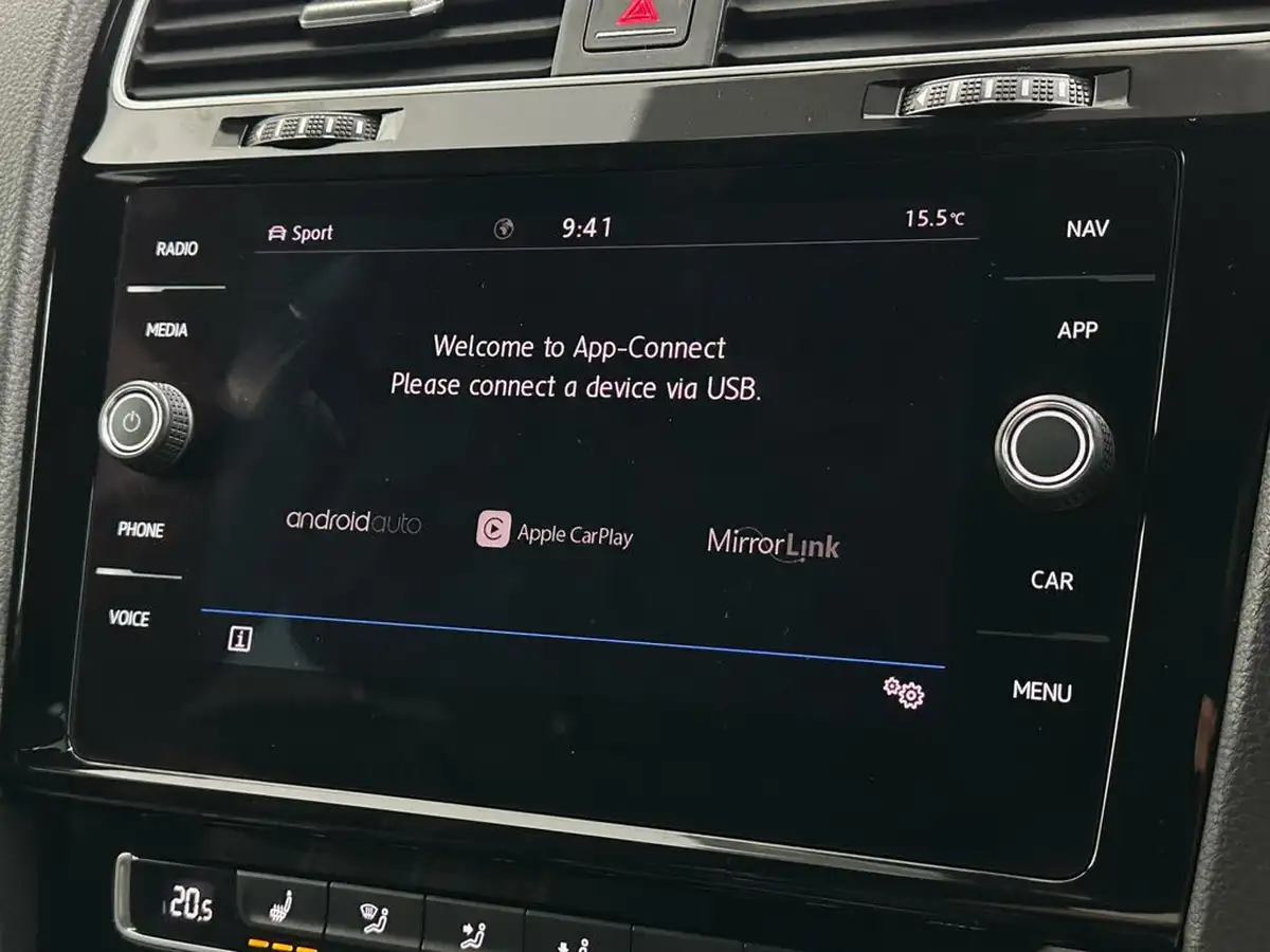 2018-volkswagen-golf-20tdi-gtd-hatchback-5d-big-20