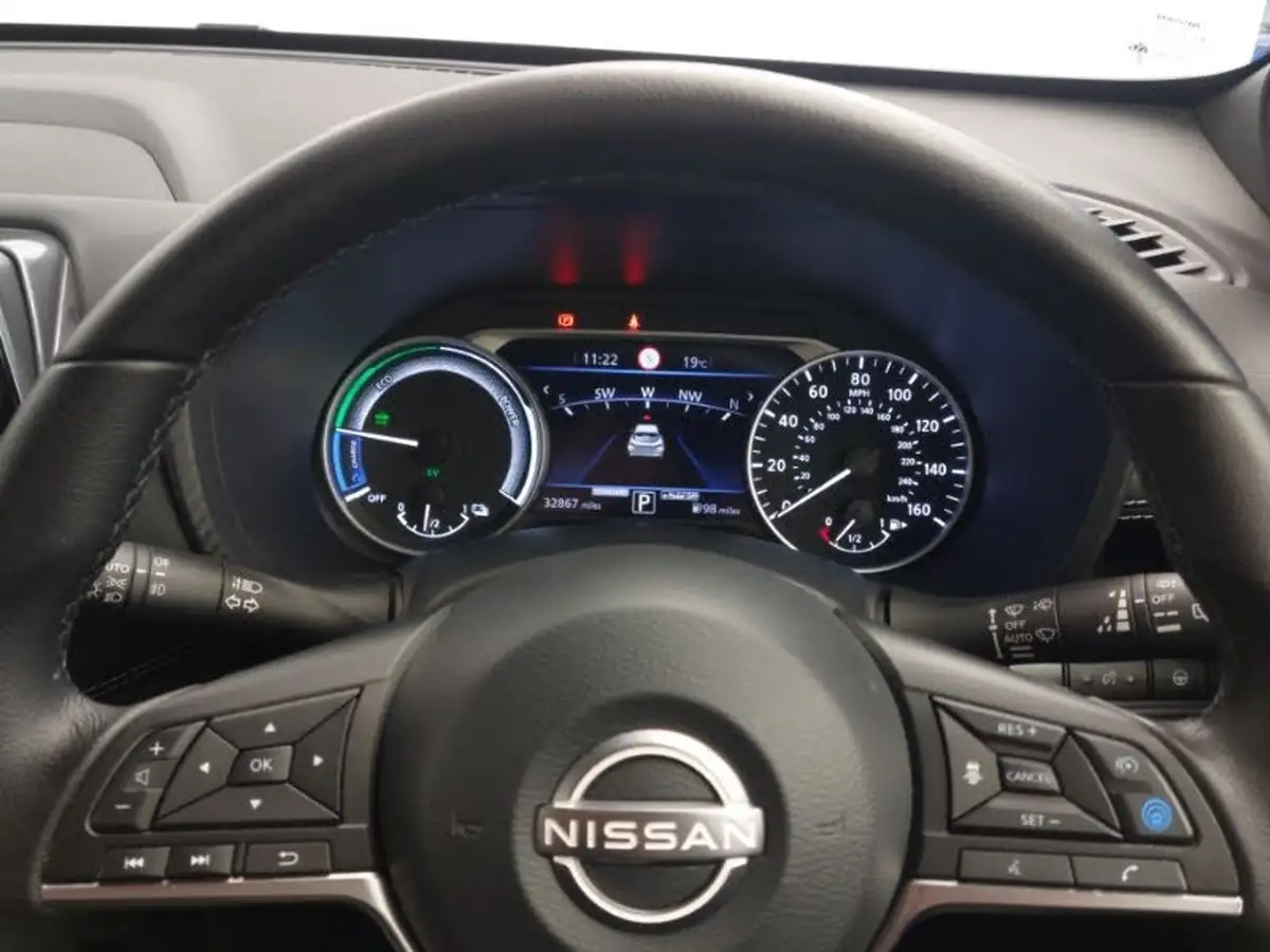 2022-nissan-juke-16-hybrid-tekna-big-18