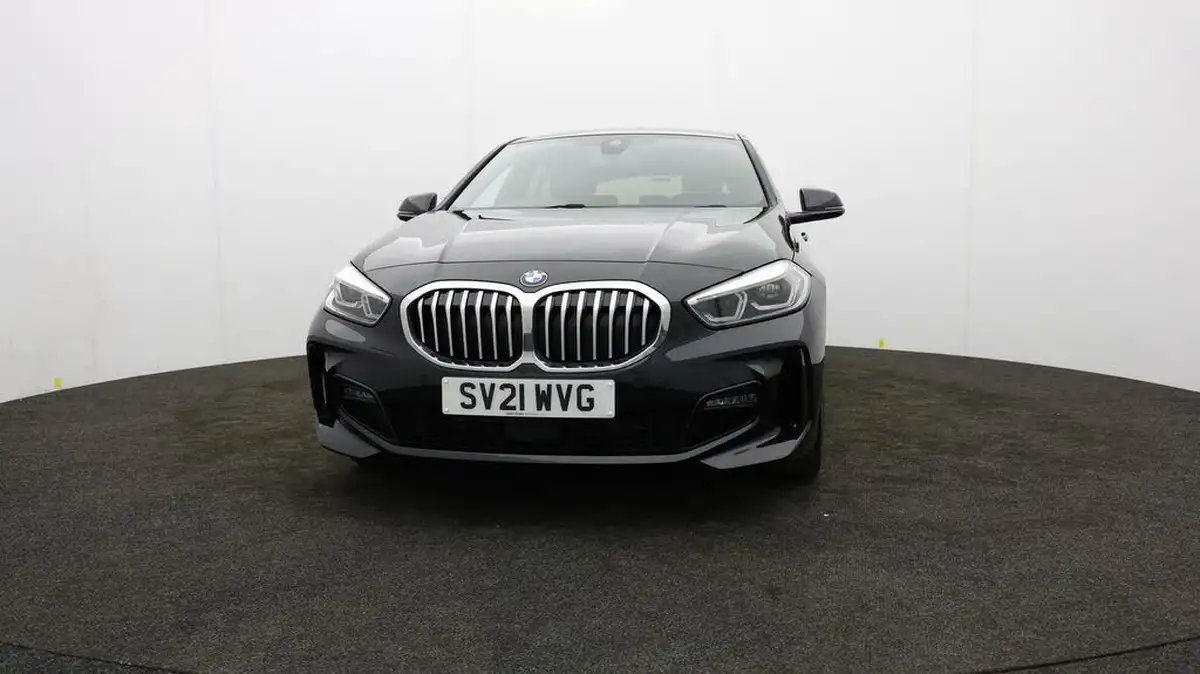 2021-bmw-1-series-15-118i-m-sport-lcp-big-48