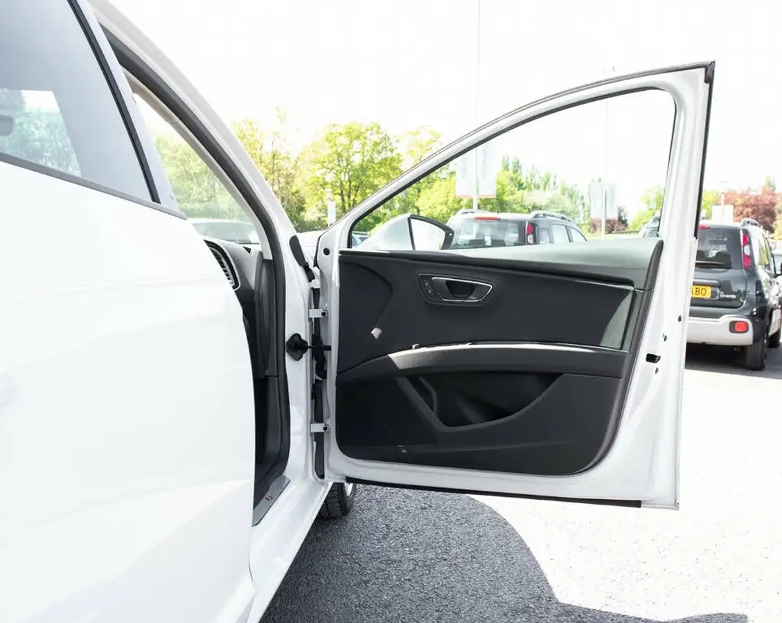 2019-seat-leon-15-tsi-evo-fr-150ps-ss-estate-dsg-big-13