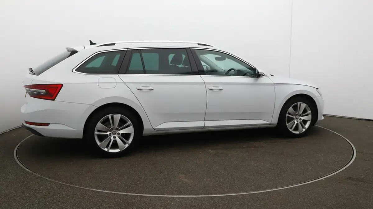 2020-skoda-superb-15-tsi-se-l-estate-big-43