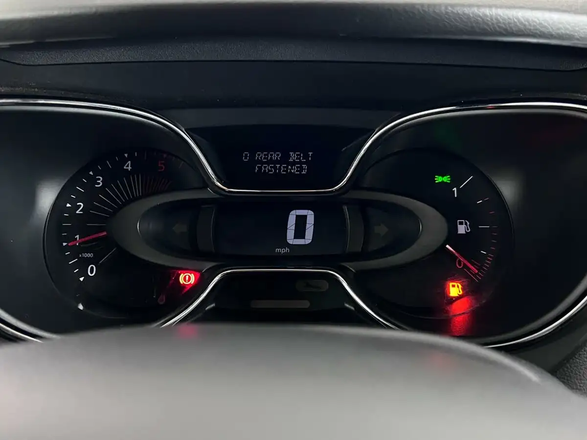 2016-renault-captur-15dci-dynamique-nav-90bhp-energy-ss-big-18