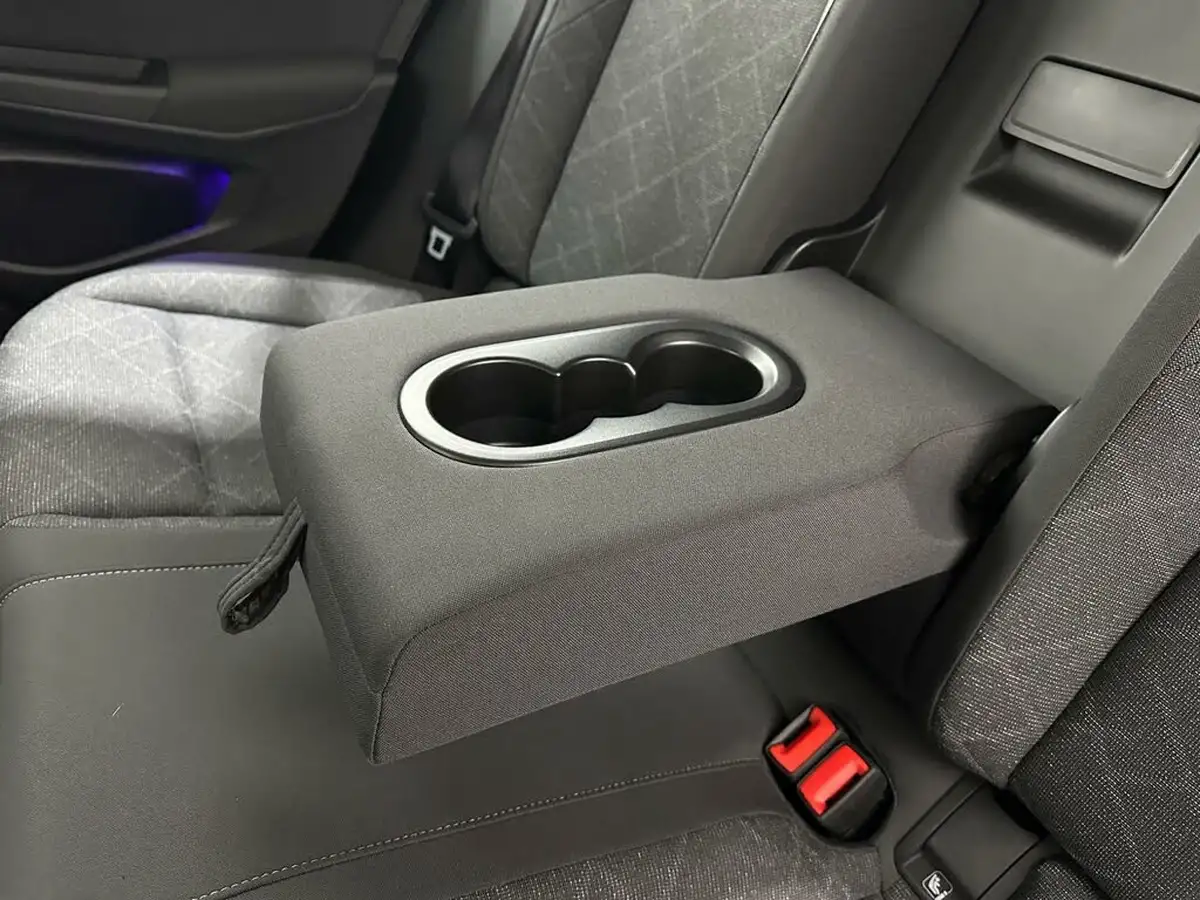 2020-volkswagen-golf-15-etsi-life-150ps-hatchback-big-36