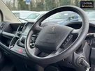 2023-peugeot-boxer-22-bluehdi-professional-premium-335-l2h2-small-12