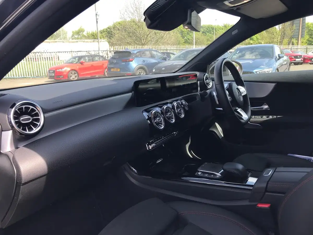 2021-mercedes-benz-a-class-20d-a200d-amg-line-premium-hatchback-5d-big-4