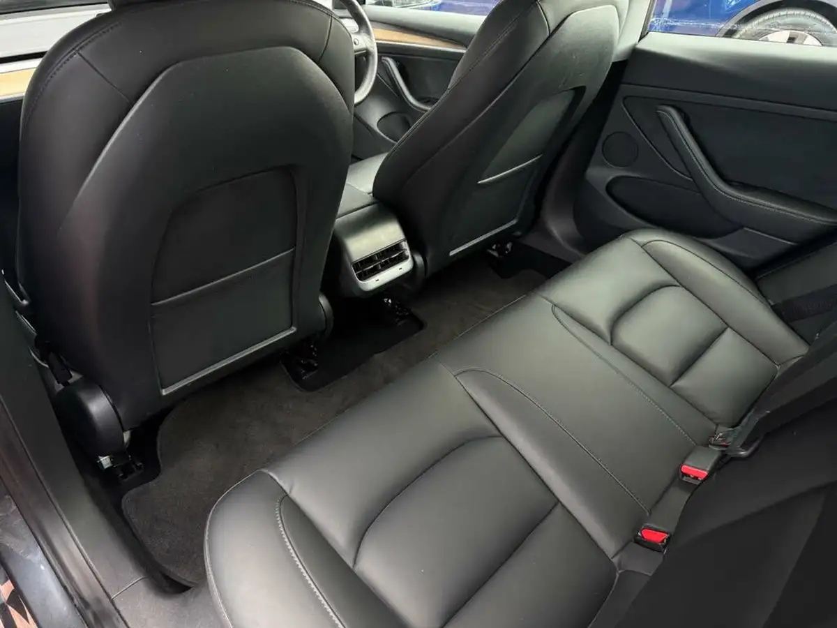 2021-tesla-model-3-e-long-range-4x4-big-25