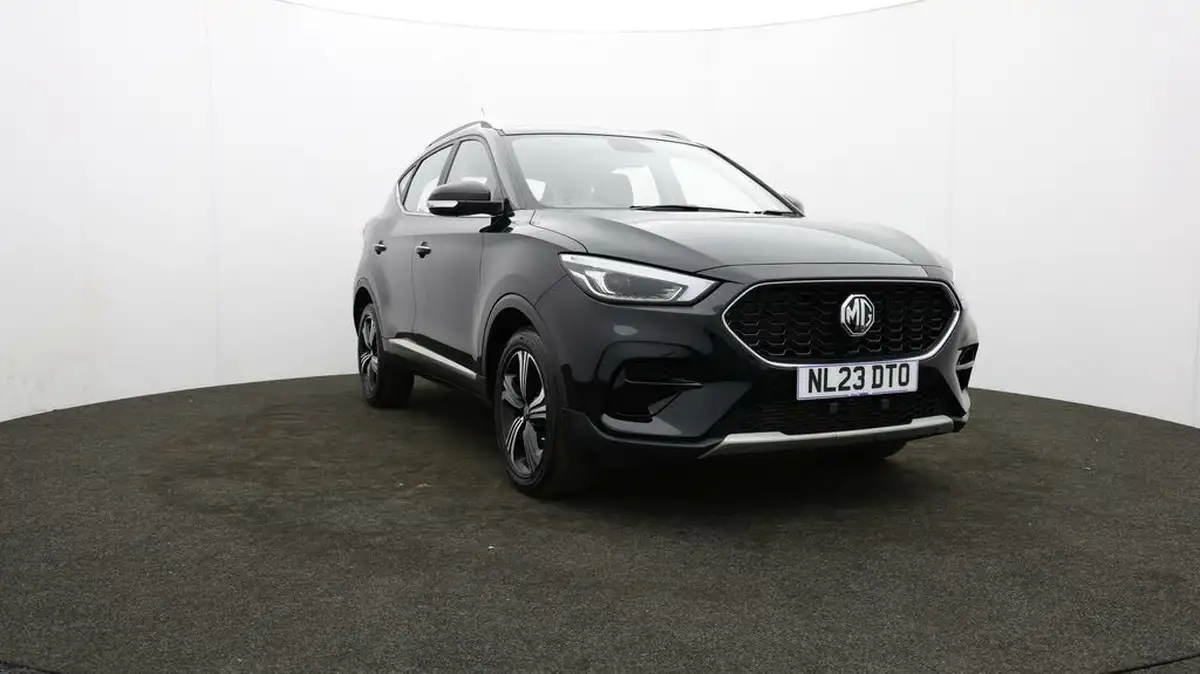 2023-mg-zs-suv-10t-gdi-excite-big-40