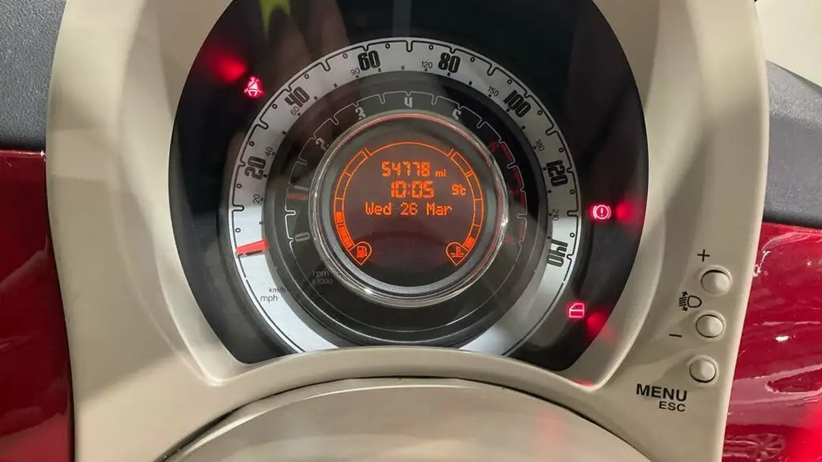 2013-fiat-500-12-lounge-big-11