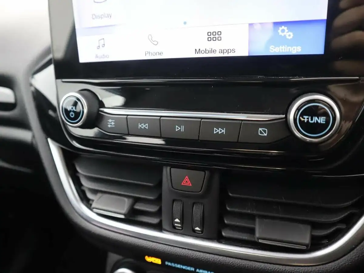 2019-ford-fiesta-10t-zetec-5d-big-17