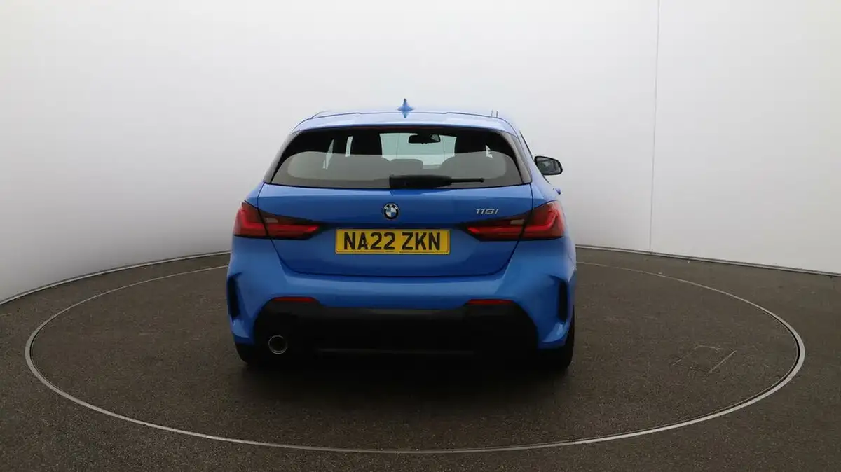 2022-bmw-1-series-15-118i-m-sport-lcp-dct-big-49