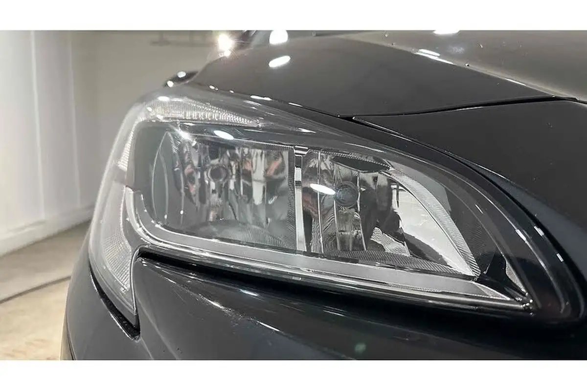 2018-vauxhall-corsa-14i-design-90ps-ecotec-5d-big-12