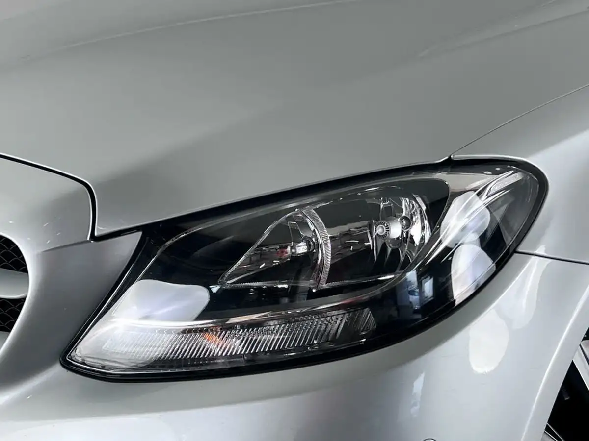 2019-mercedes-benz-c-class-15-c200-se-ss-saloon-4d-big-6