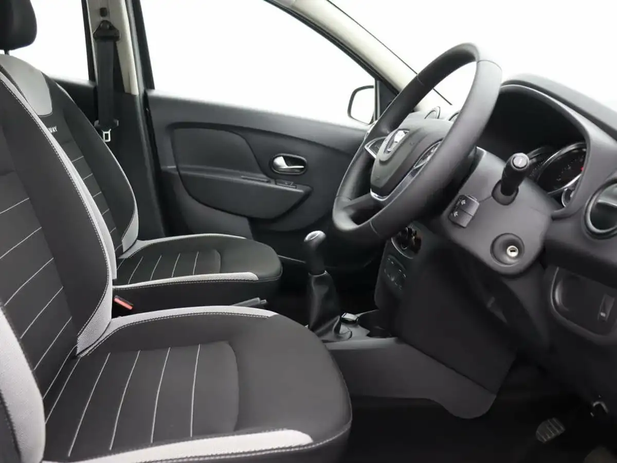 2019-dacia-sandero-stepway-09-tce-essential-big-20