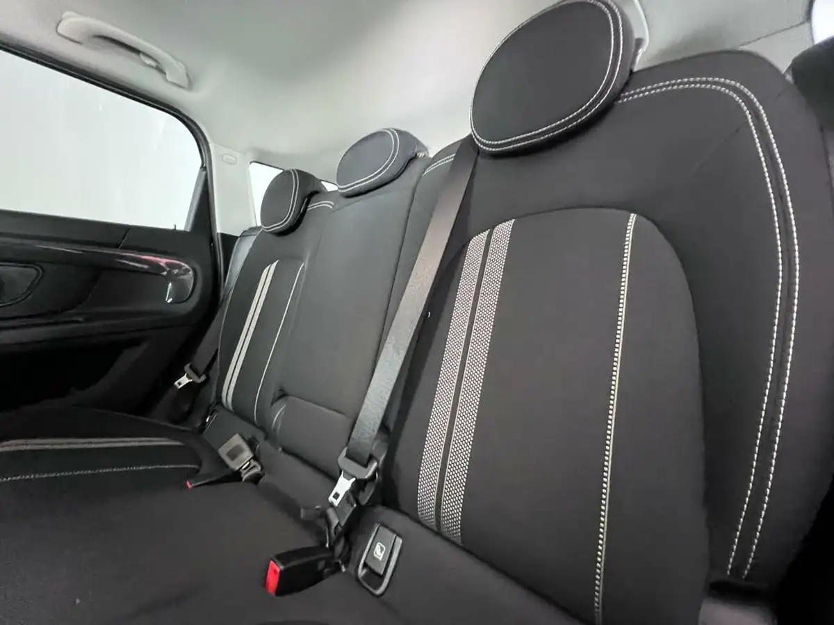 2019-mini-countryman-20-cooper-s-classic-auto-big-12