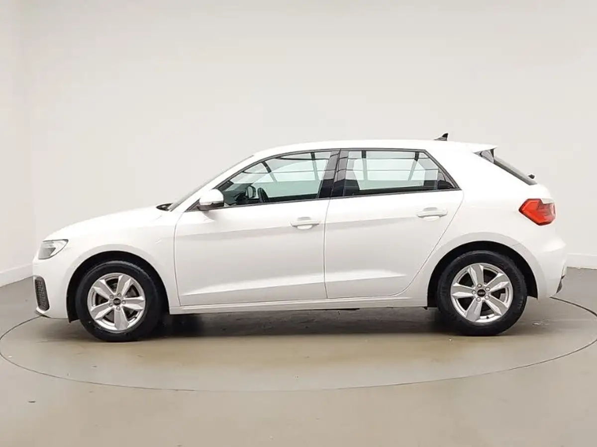 2022-audi-a1-10-25-tfsi-technik-big-3