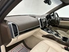 2013-porsche-cayenne-30td-small-36