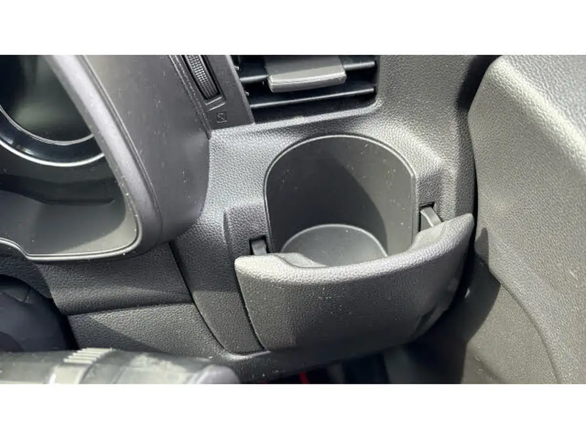 2019-honda-jazz-13-i-vtec-se-cvt-big-34