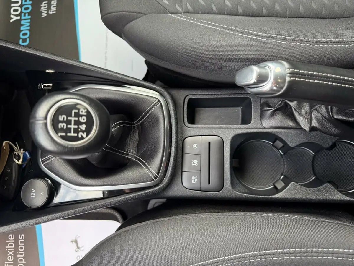 2020-ford-fiesta-10t-titanium-125ps-big-28