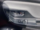 2017-toyota-yaris-15-vvt-i-icon-hybrid-small-17