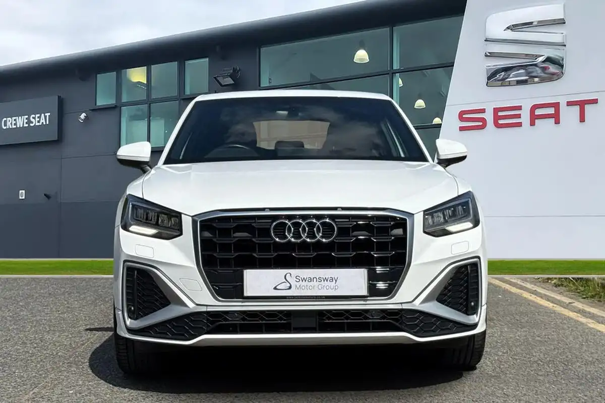 2021-audi-q2-15-35-tfsi-s-line-big-5