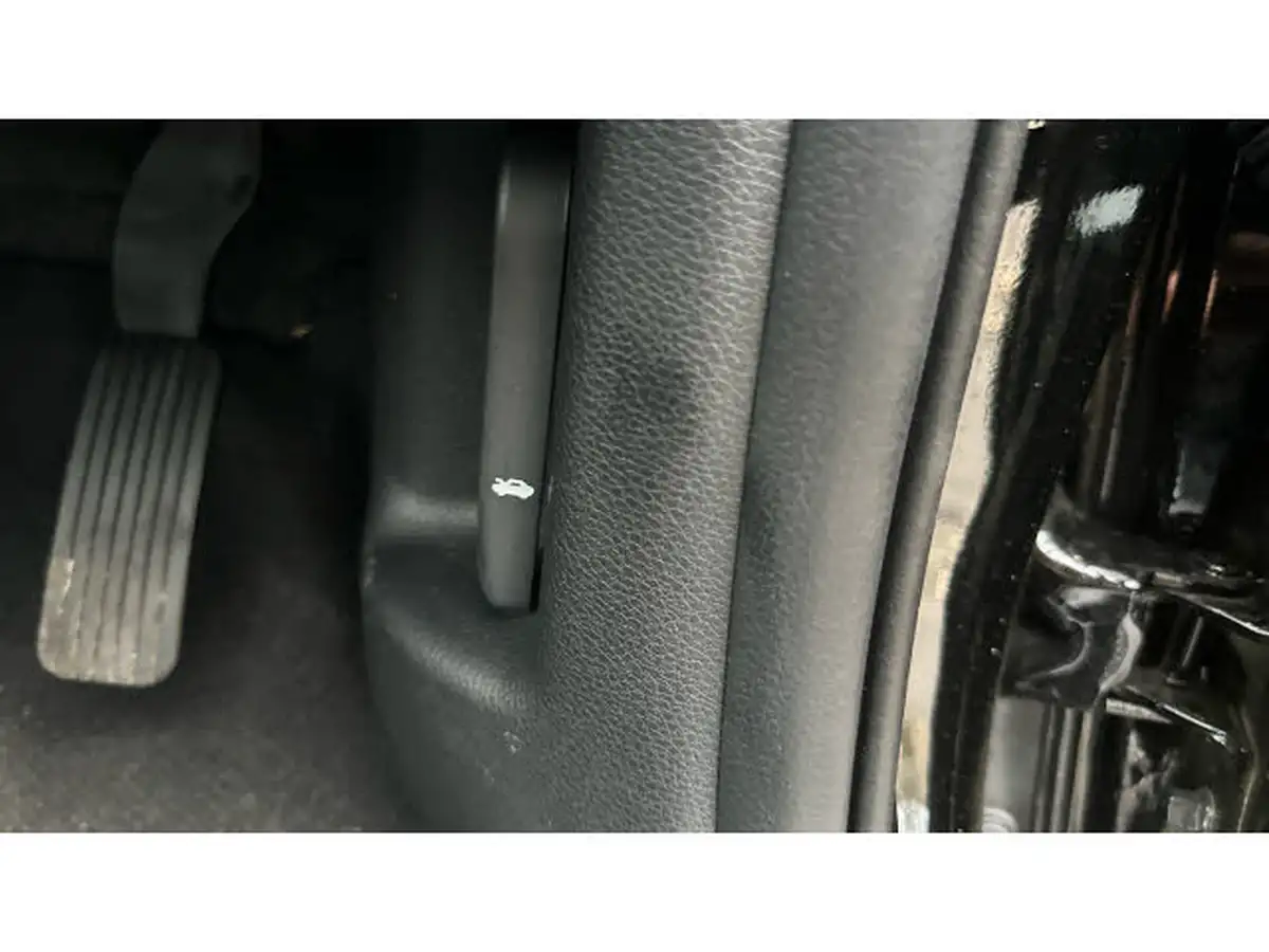 2024-kia-picanto-10-2-big-30
