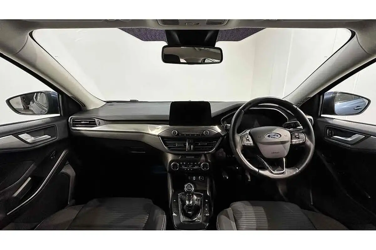 2019-ford-focus-10t-titanium-ss-hatchback-big-1