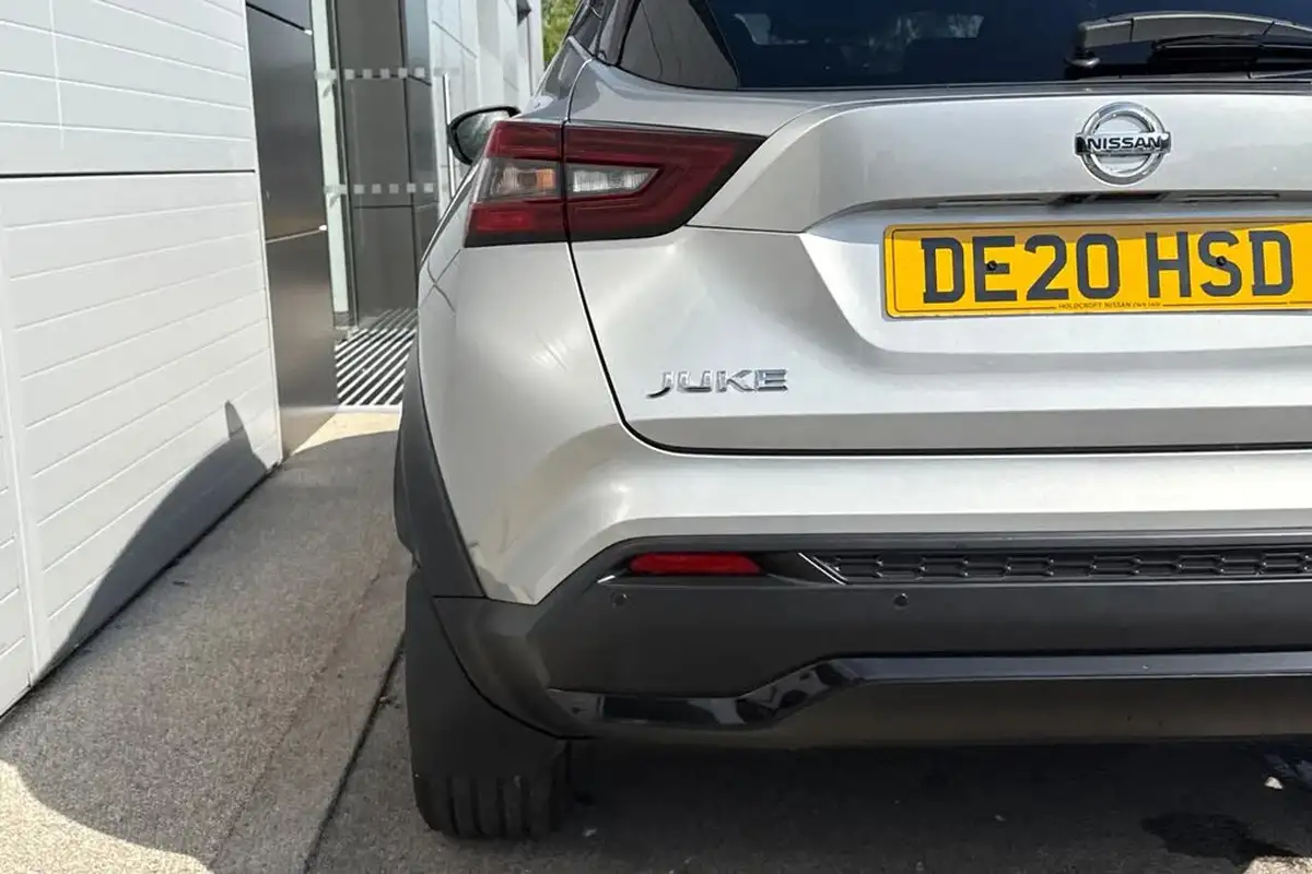 2020-nissan-juke-10-dig-t-tekna-117ps-big-27