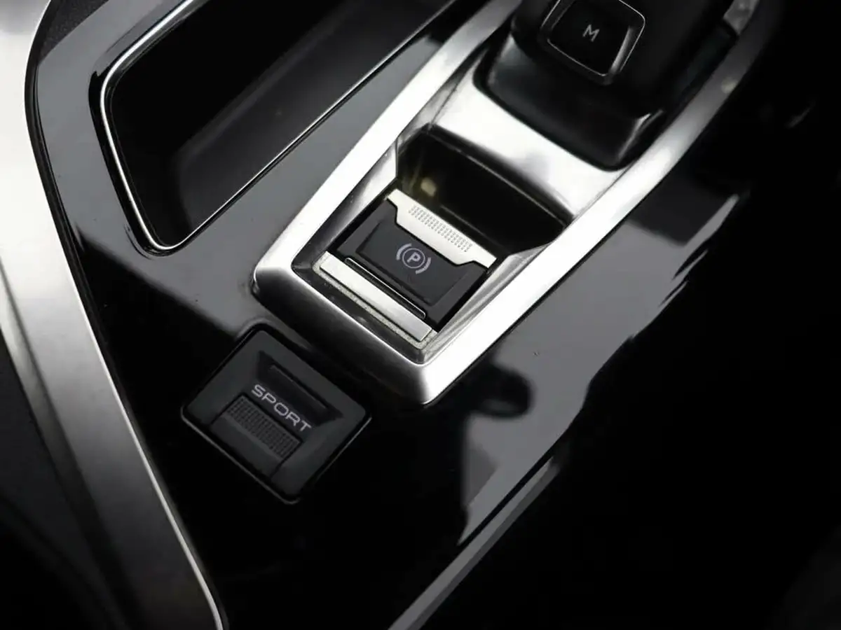 2018-peugeot-3008-suv-15-bluehdi-gt-line-eat8-big-28