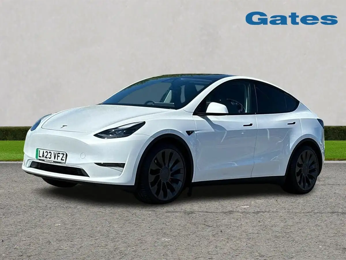 2023-tesla-model-y-e-performance-big-2