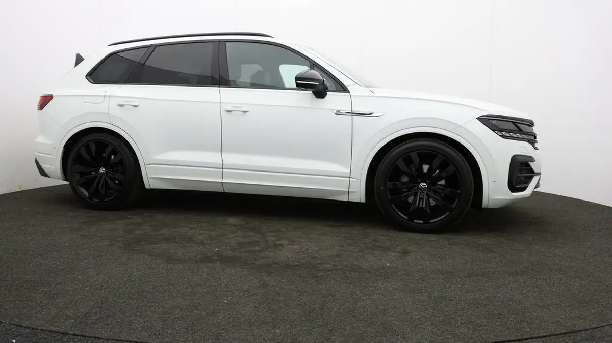 2021-volkswagen-touareg-30tdi-black-edition-286ps-big-33