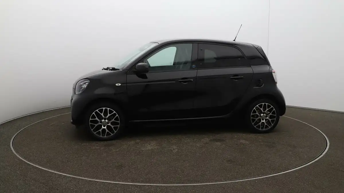 2022-smart-forfour-eq-exclusive-big-56