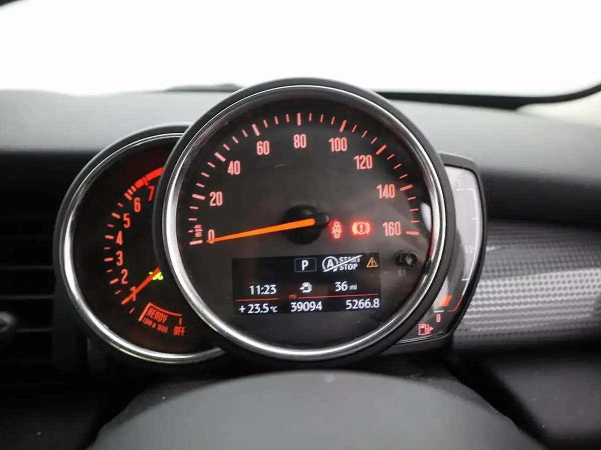 2019-mini-cooper-15-cooper-classic-hatchback-5d-auto-big-10