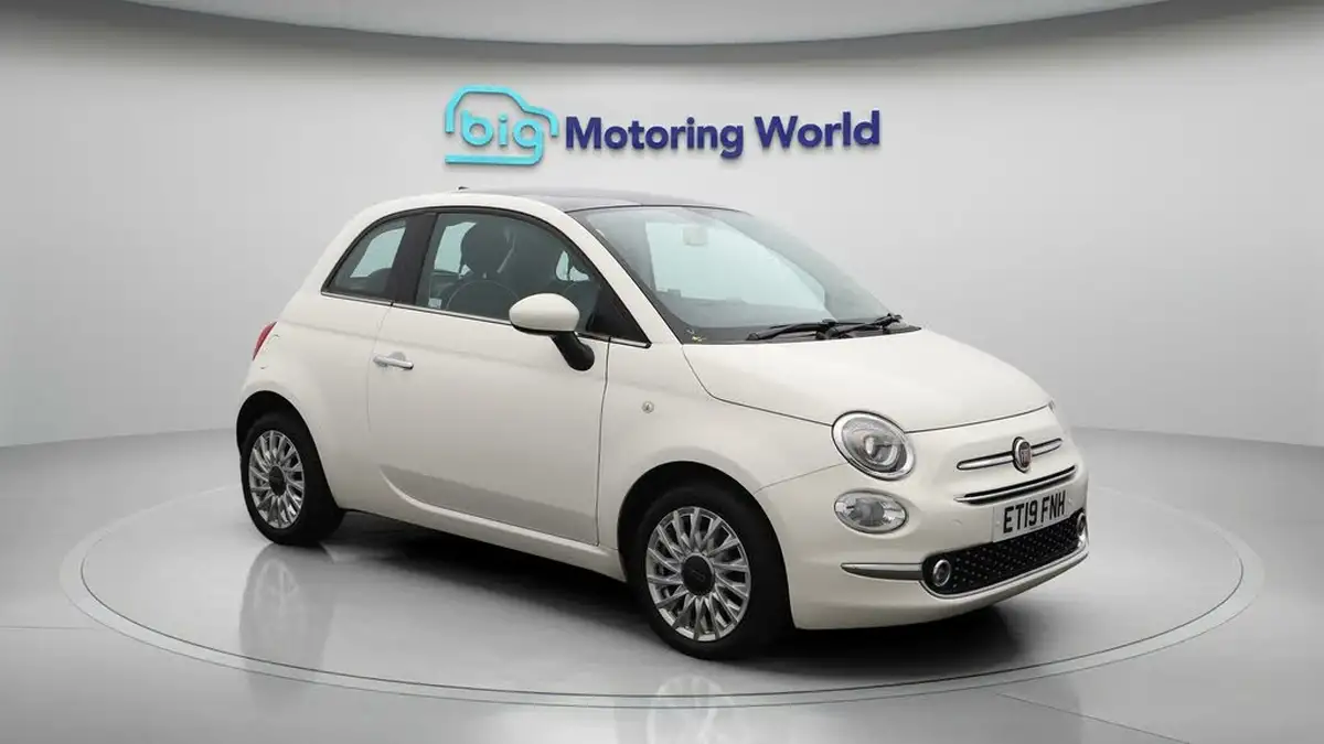 2019-fiat-500-12-lounge-ss-big-1