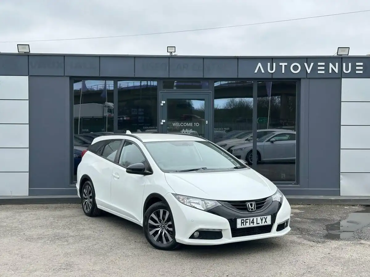 2014-honda-civic-16td-se-plus-tourer-big-1