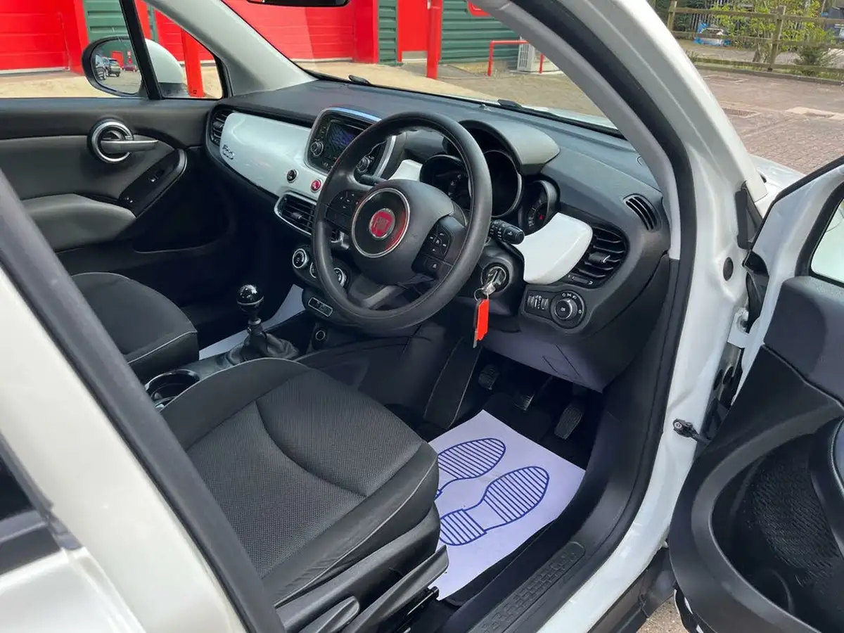 2016-fiat-500x-16-e-torq-pop-plus-big-15