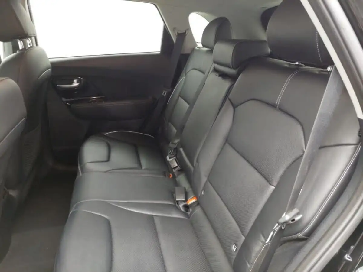 2021-kia-e-niro-ev-3-big-5