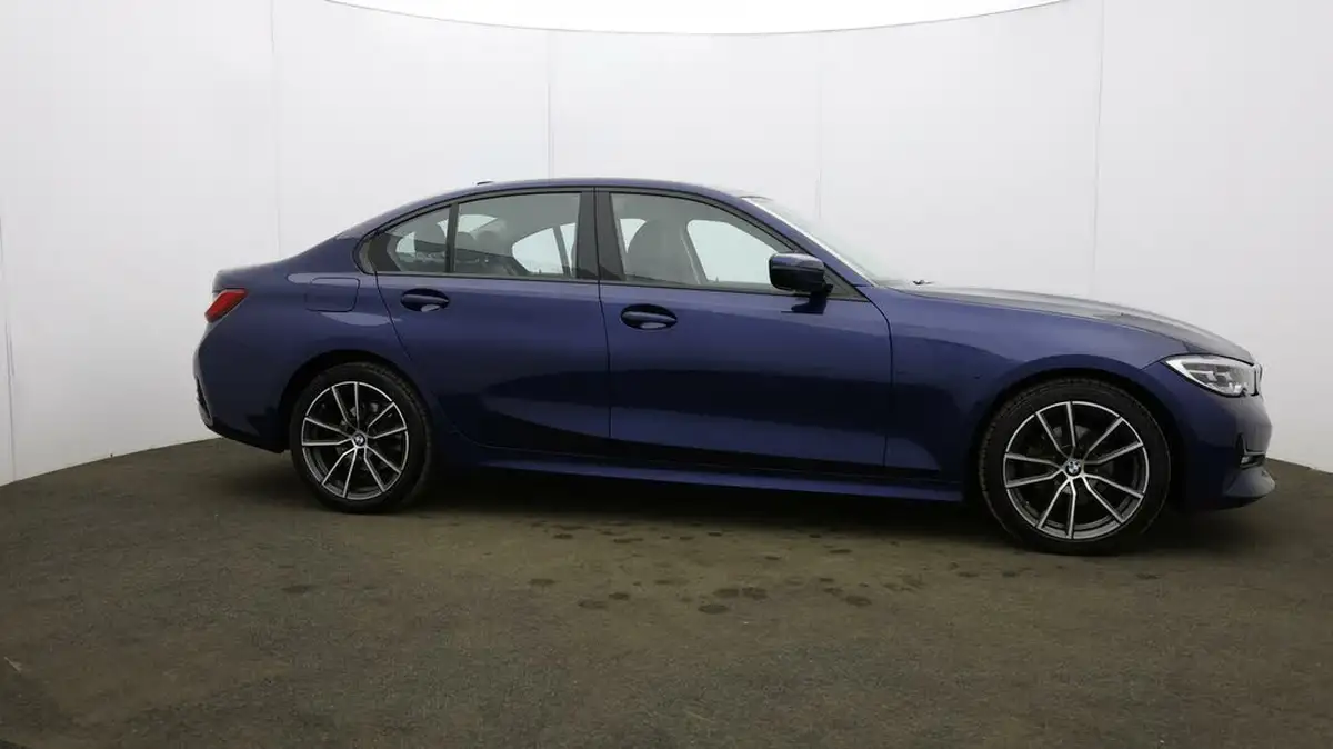 2019-bmw-3-series-20td-320d-sport-188bhp-saloon-4d-auto-big-42